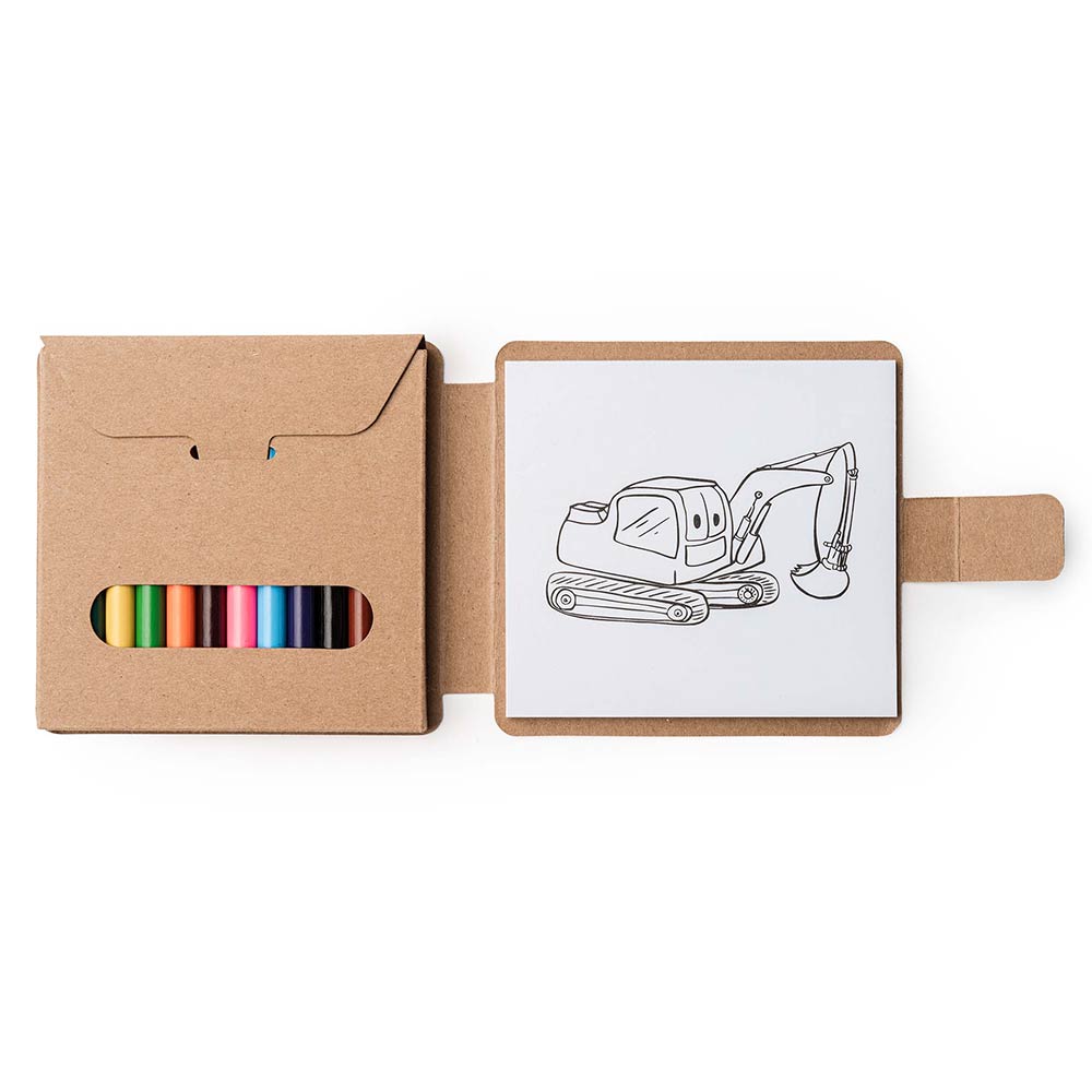 Set de colorat cu desene si creioane