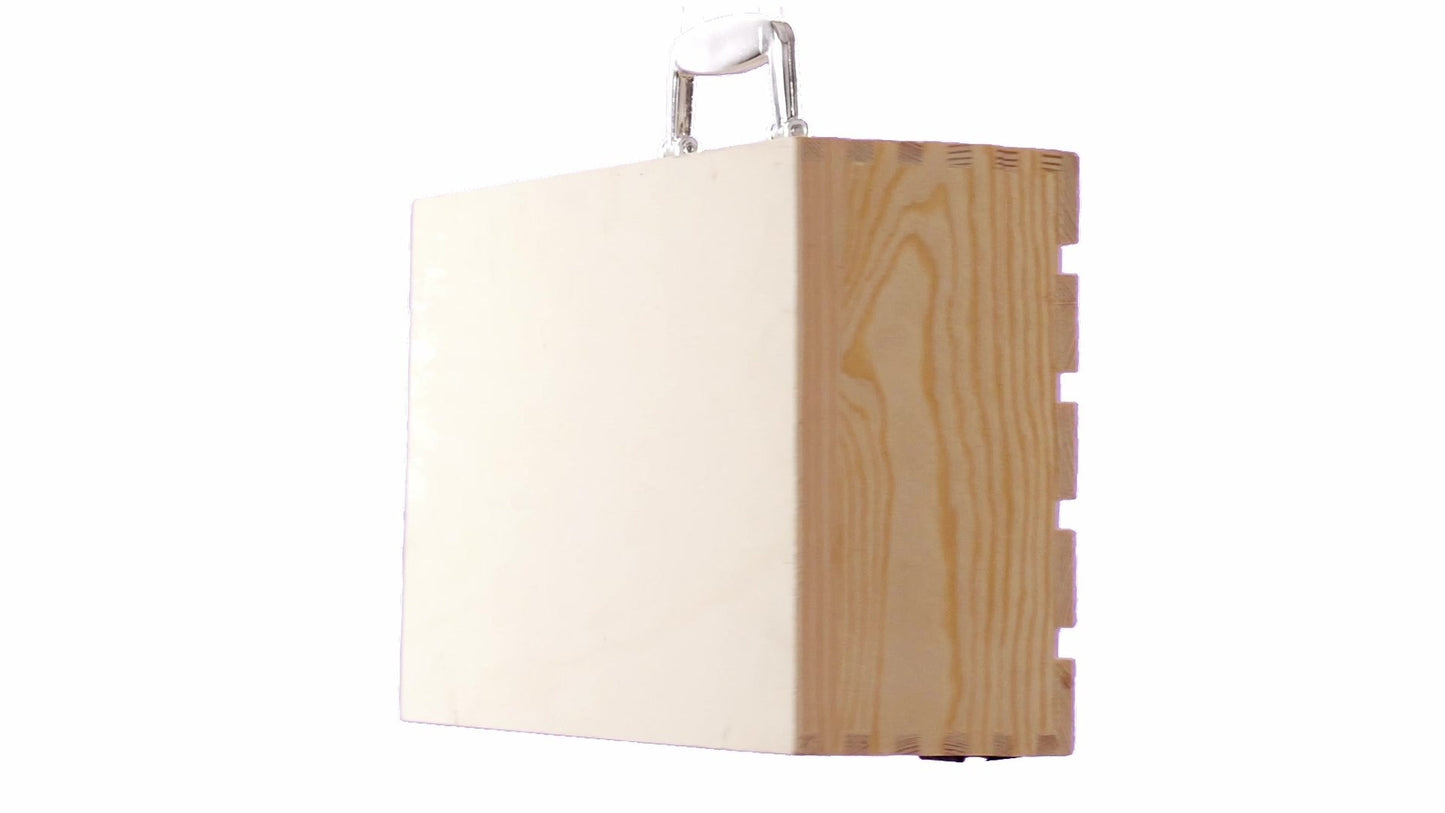 Wooden chest-type box for 2 wine bottles