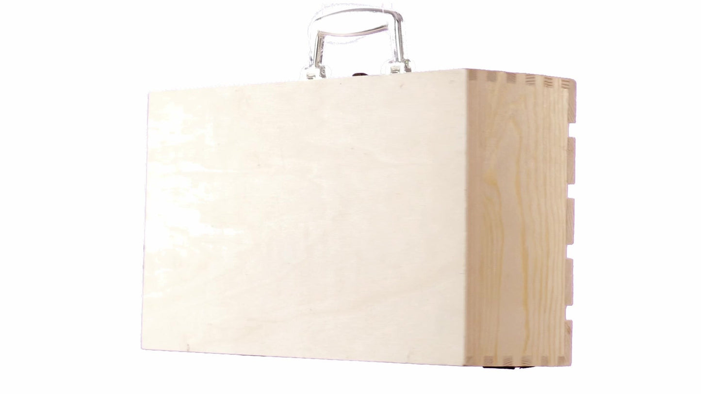 Wooden chest-type box for 2 wine bottles
