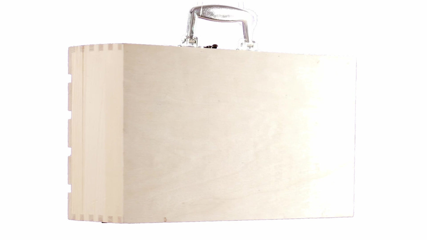 Wooden chest-type box for 2 wine bottles