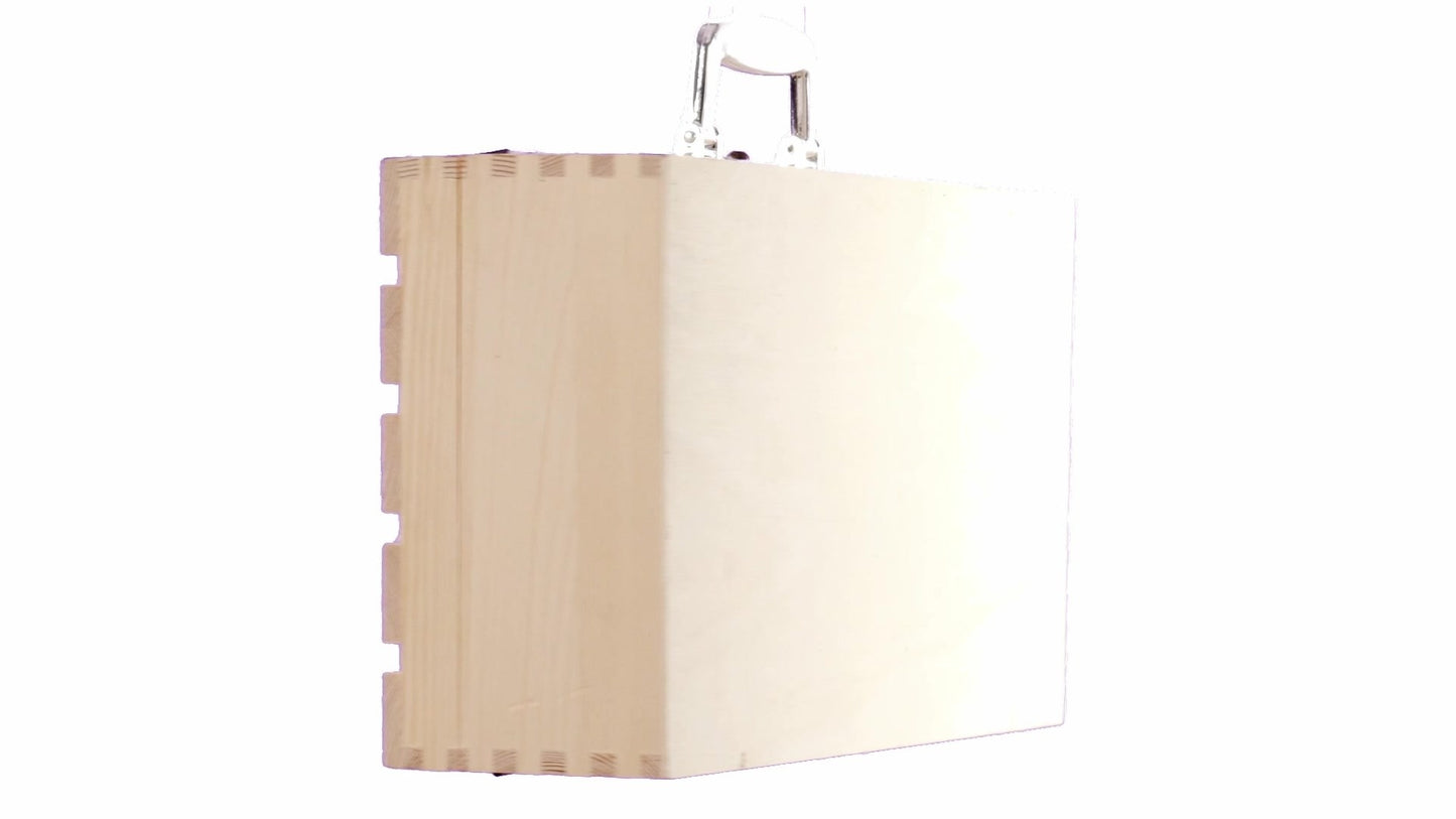 Wooden chest-type box for 2 wine bottles