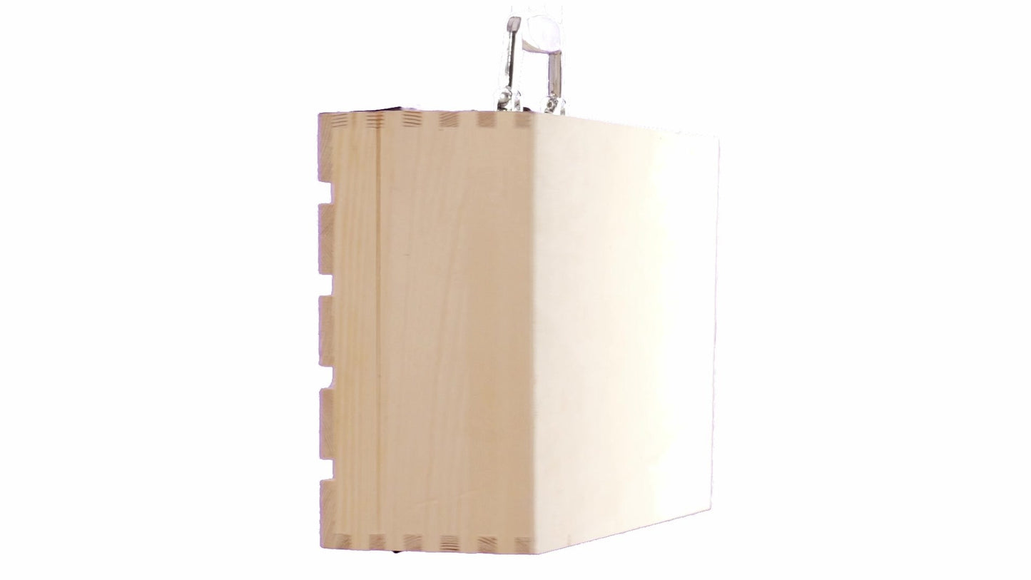 Wooden chest-type box for 2 wine bottles