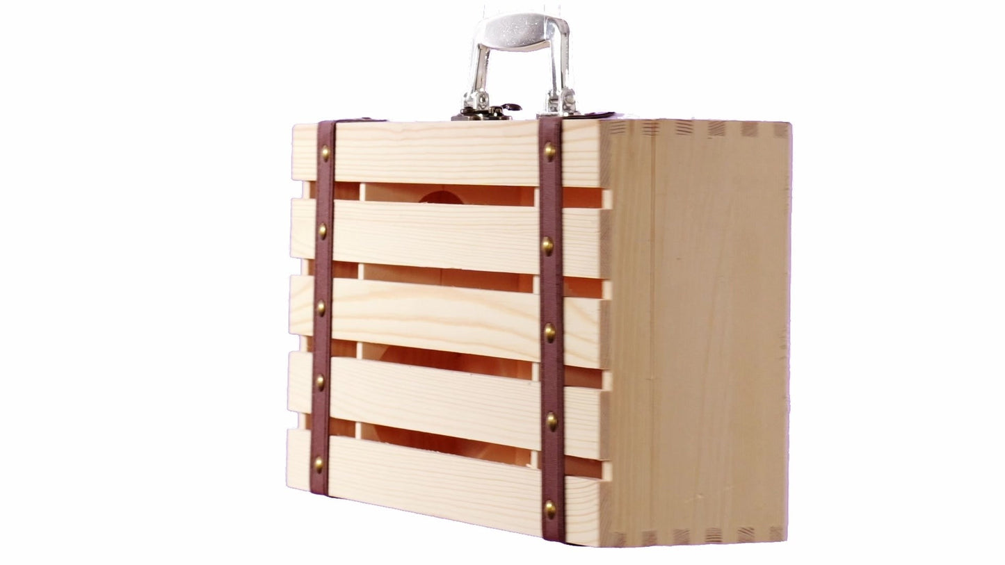 Wooden chest-type box for 2 wine bottles