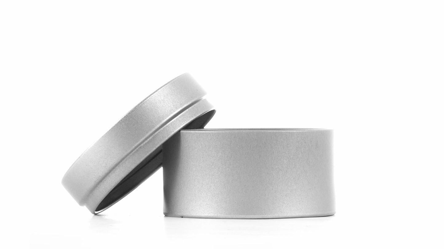 Medium round metal box Ø8x6