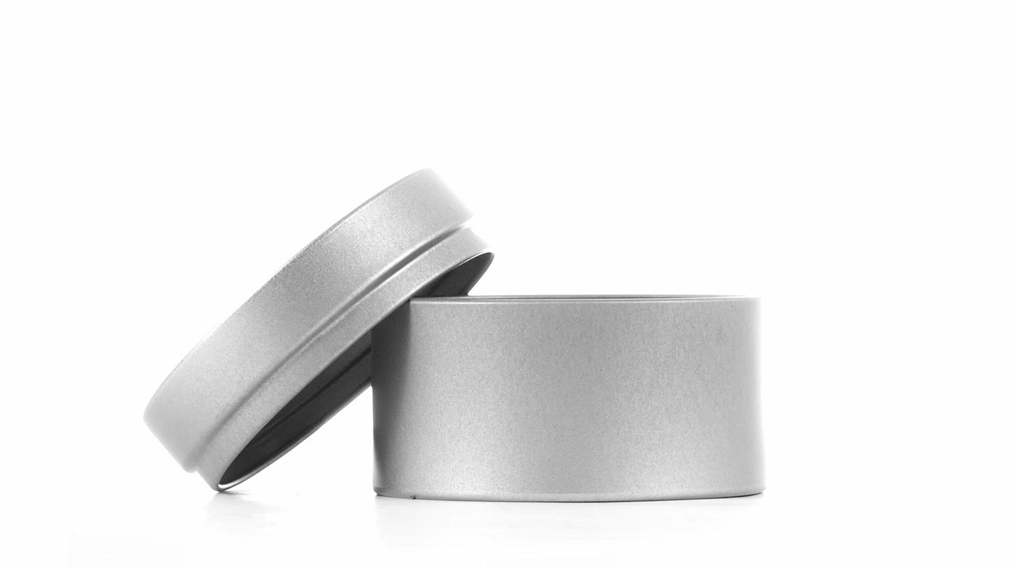 Medium round metal box Ø8x6