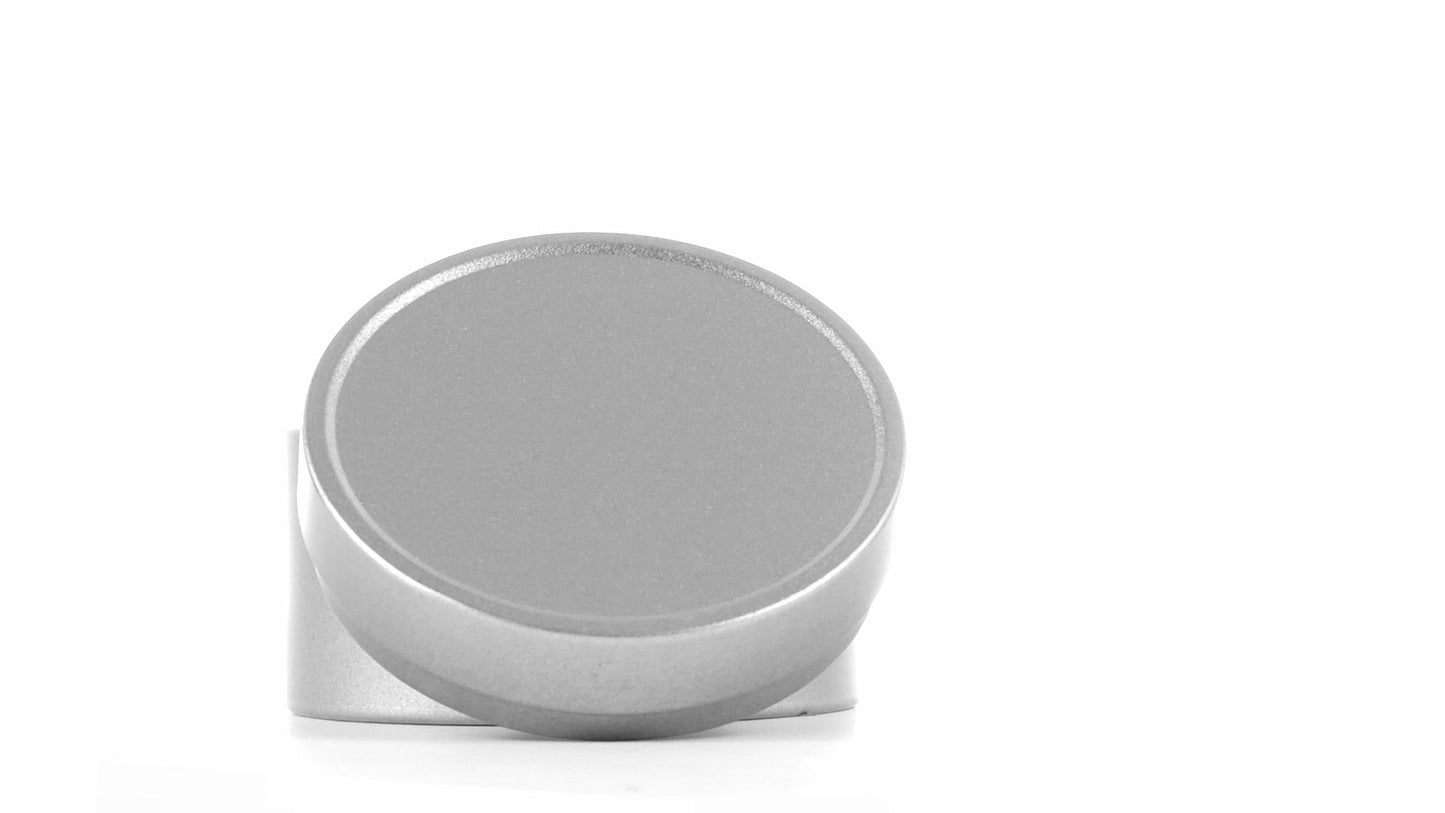 Medium round metal box Ø8x6