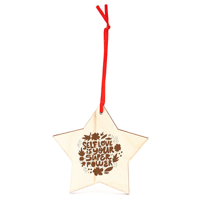 Ornament stea din lemn - snur rosu